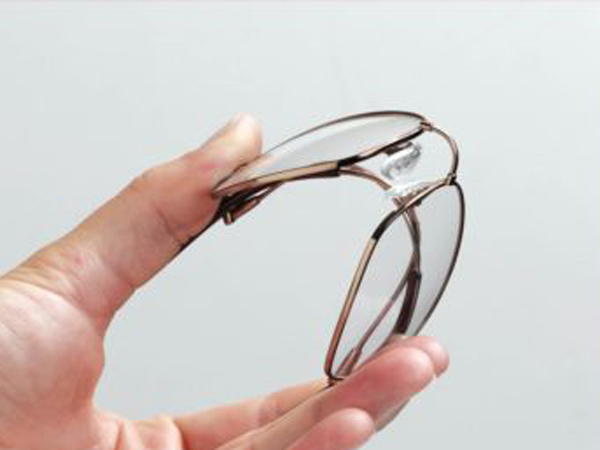 bendable_glasses